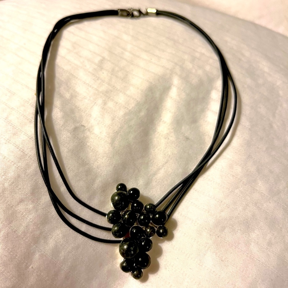 16” grape Chocker for your next wine tasting or wine lover in your life or you.